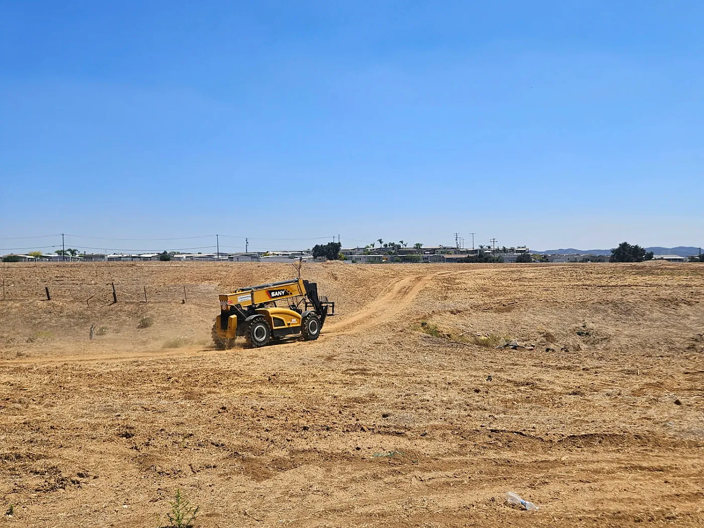 Heavy equipment working on an Inland Empire jobsite